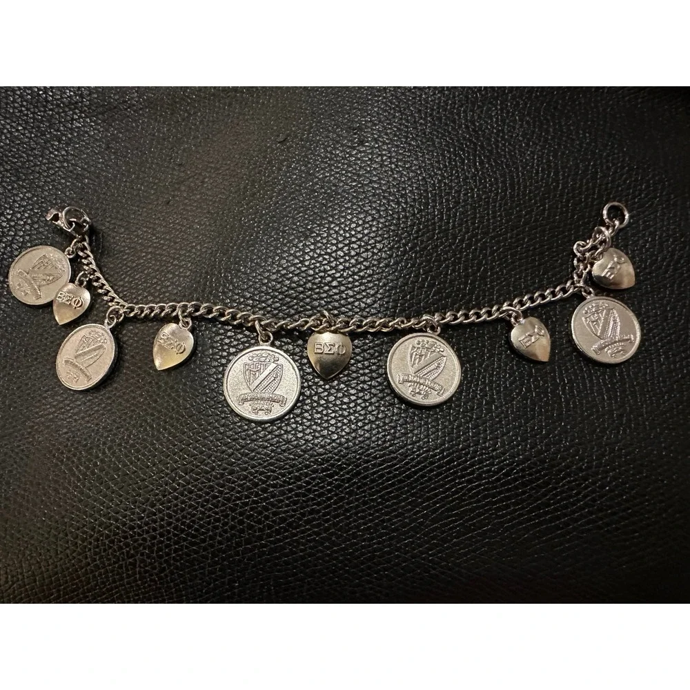 Vintage Beta Sigma Phi Sterling‎ Silver Charm Bracelet Dated 1957-1969 11 Charms